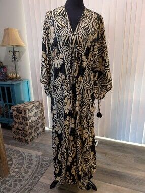 Karma Highway Kaftan Black Cream and Gold